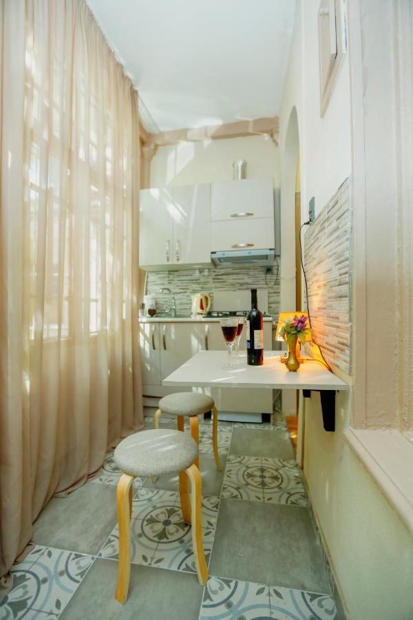 Old Tbilisi N&M Apartment Bagian luar foto