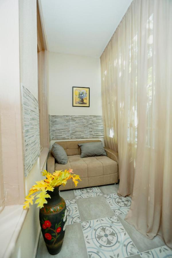 Old Tbilisi N&M Apartment Bagian luar foto
