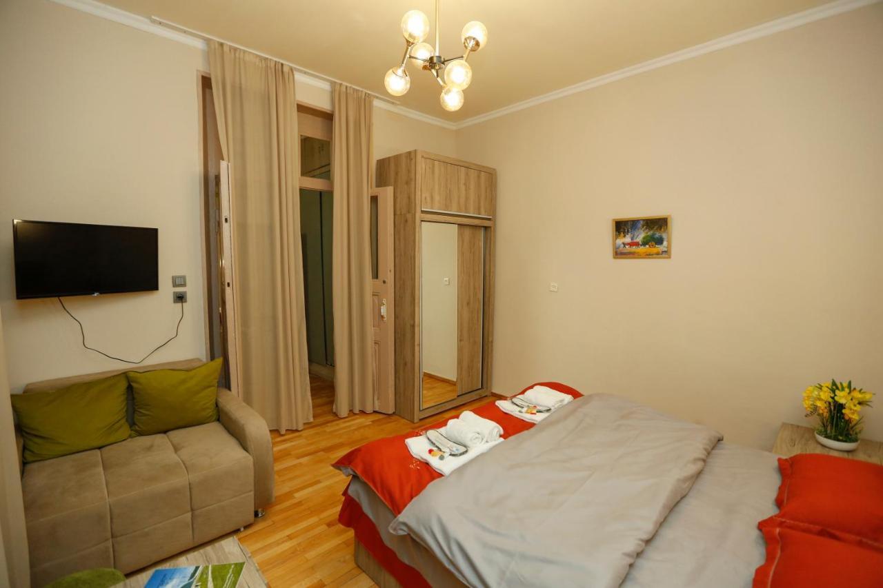 Old Tbilisi N&M Apartment Bagian luar foto