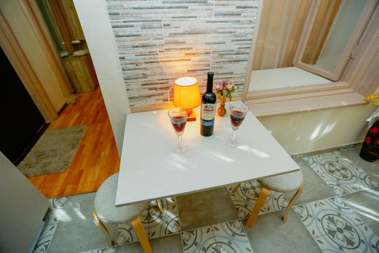 Old Tbilisi N&M Apartment Bagian luar foto